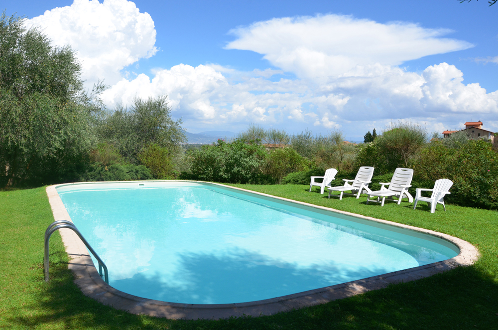 shared pool villa pandolfini